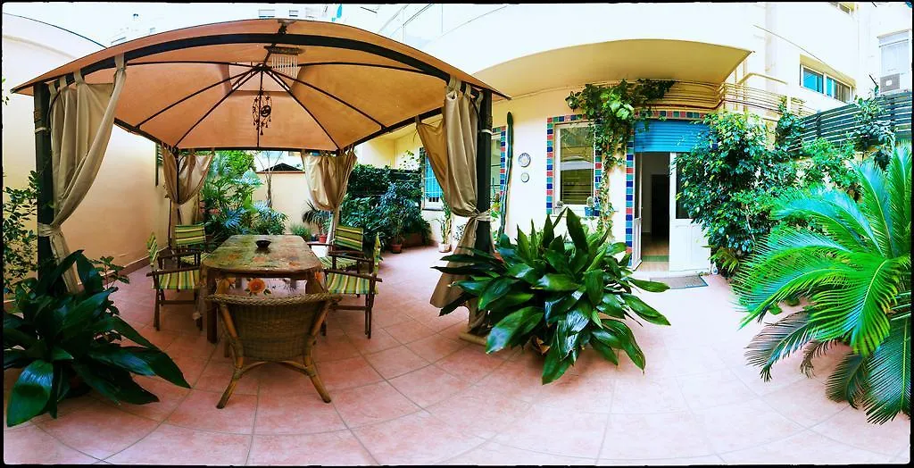 B&B Livingstone-1